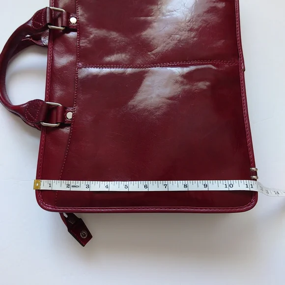 Vantaggio Italian Leather Laptop Briefcase Red RARE 16.5 x 11.5 x 5 RTL $490